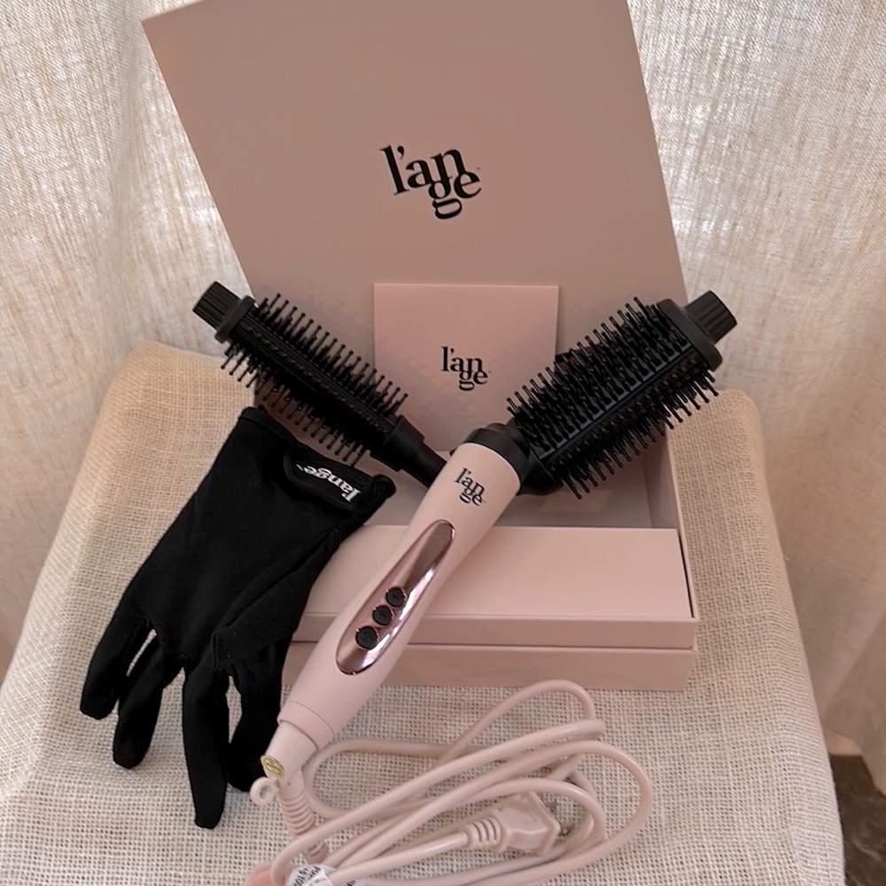 NEW l’ange Le Shape Duet Heated Round Brush Set